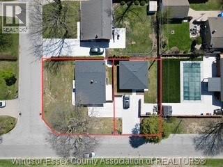 3401 Roxborough Property Photo 3