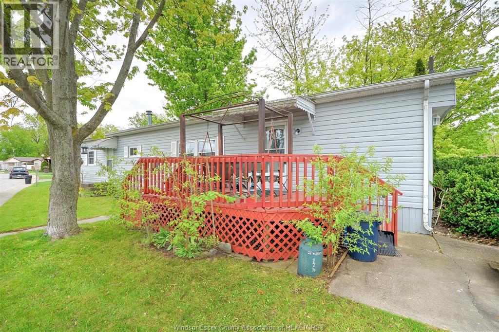 8 Ash Court Property Photo 2