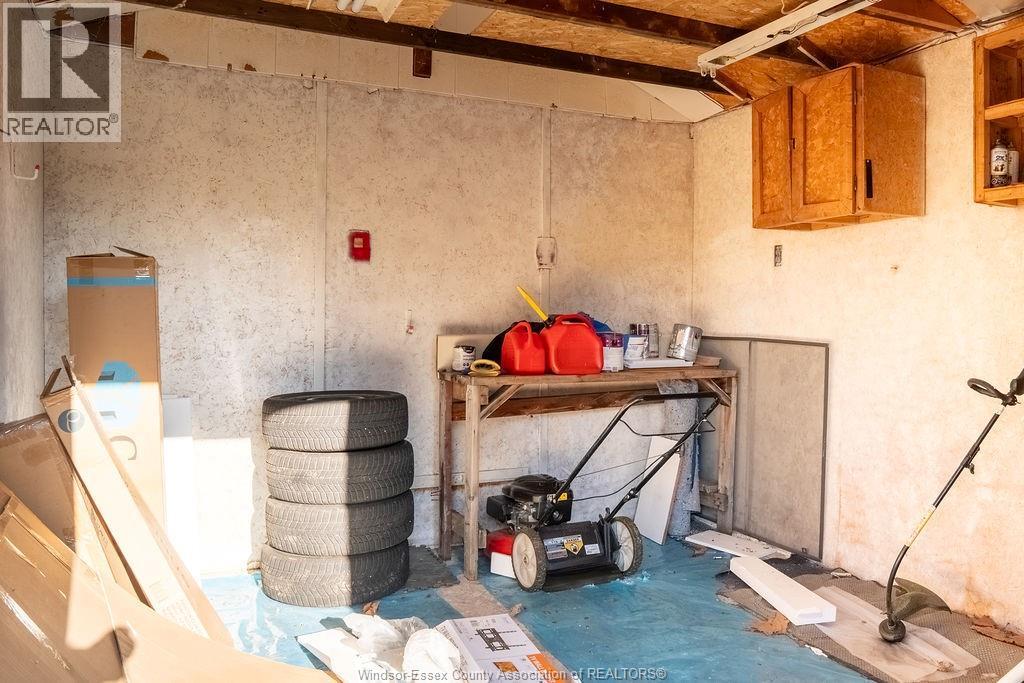 1709 Cadillac Property Photo 6