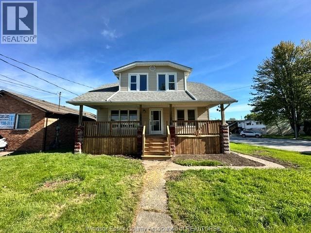557 St Charles Street Property Photo 1