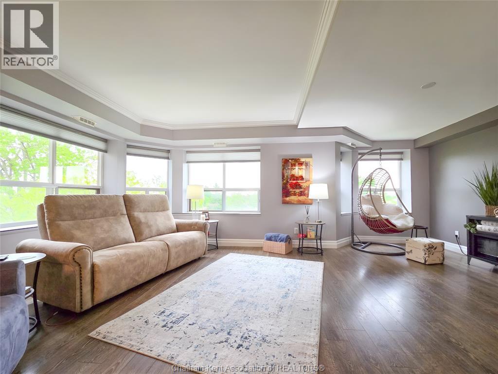10 Van Allen Avenue Property Photo 10