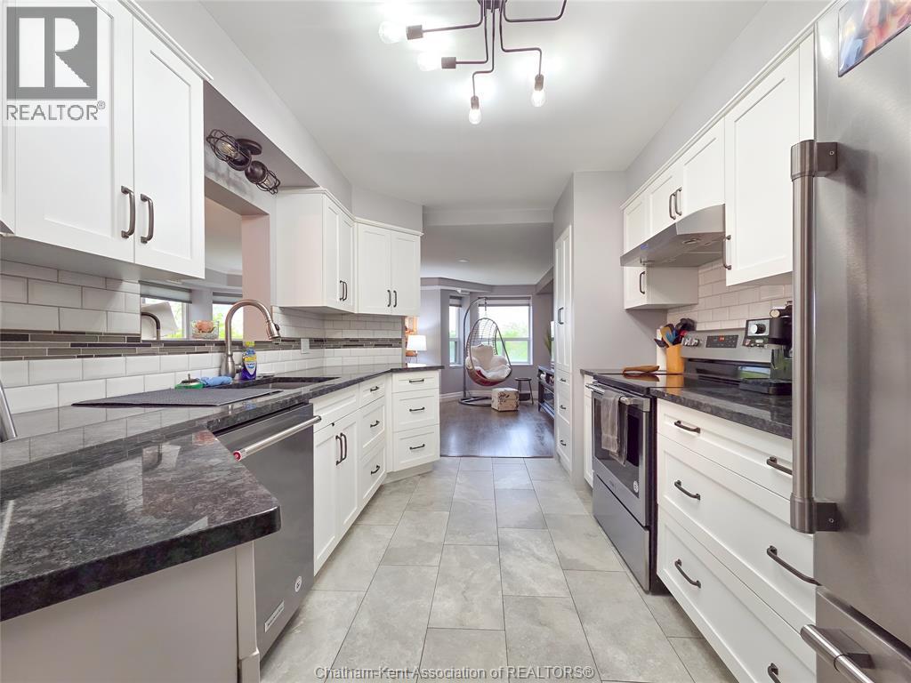 10 Van Allen Avenue Property Photo 14