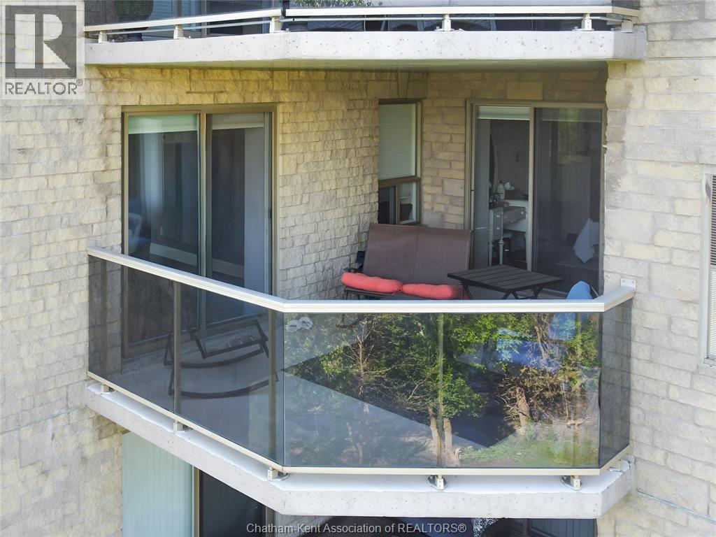 10 Van Allen Avenue Property Photo 32