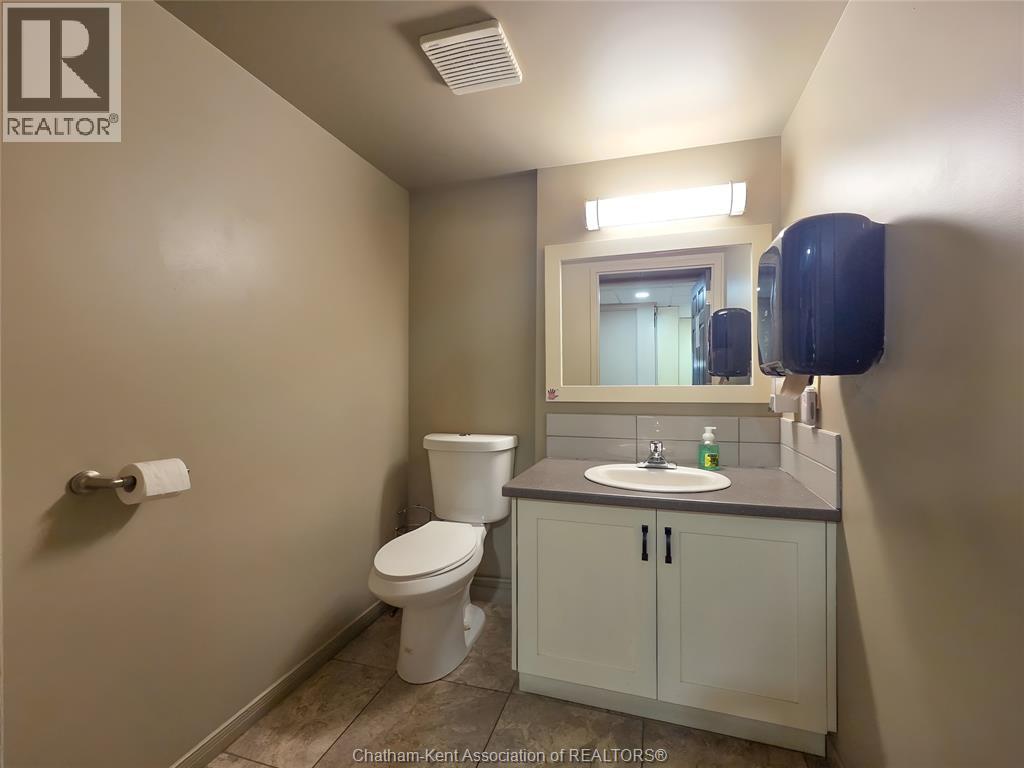 10 Van Allen Avenue Property Photo 44