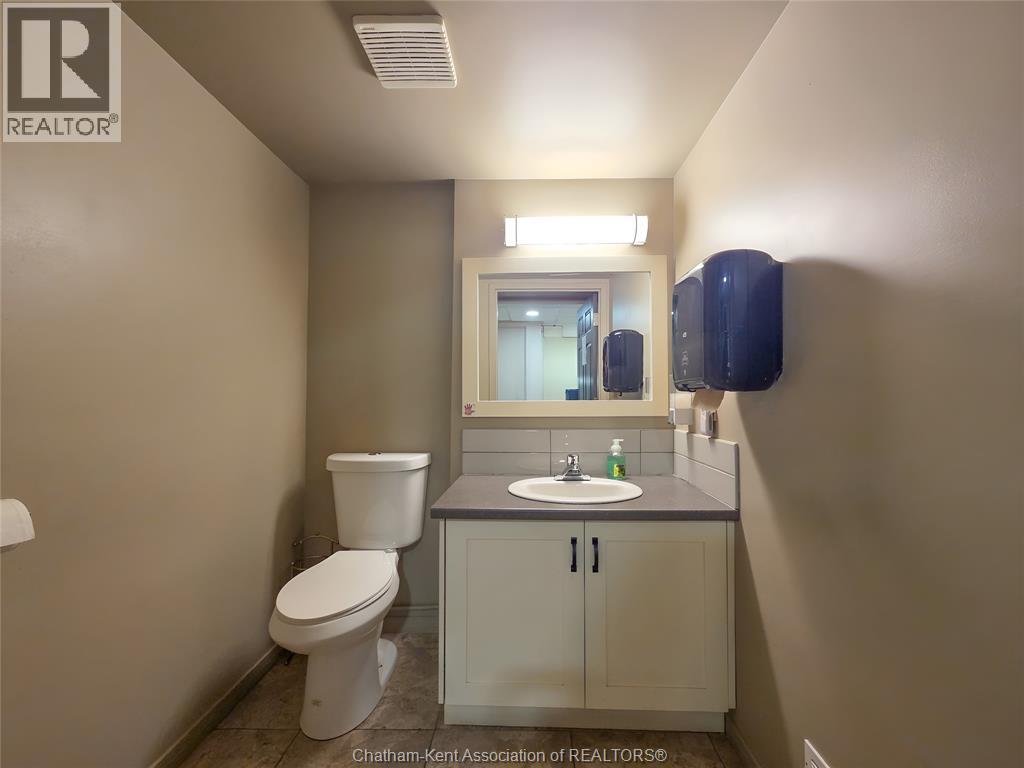 10 Van Allen Avenue Property Photo 45
