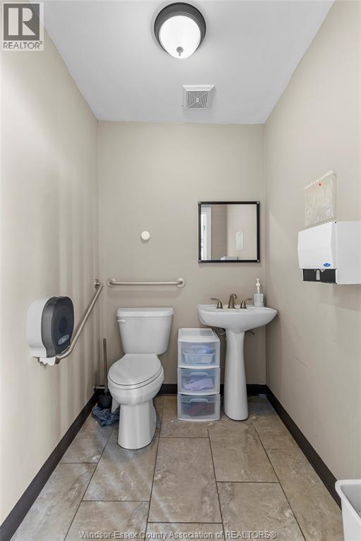 1169-1181 Tecumseh Road East Property Photo 32