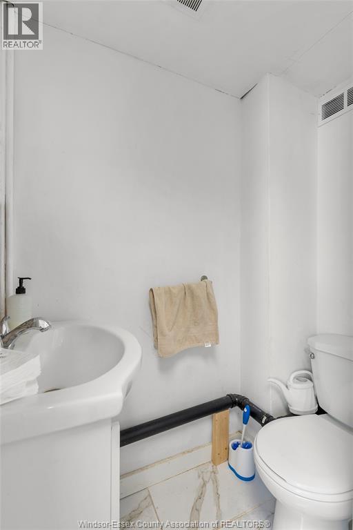 1169-1181 Tecumseh Road East Property Photo 41