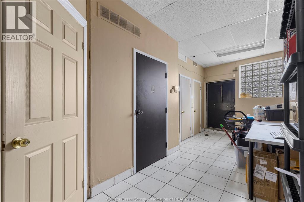 1169-1181 Tecumseh Road East Property Photo 45