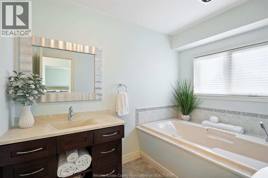 1603 Heritage Rd Property Photo 34