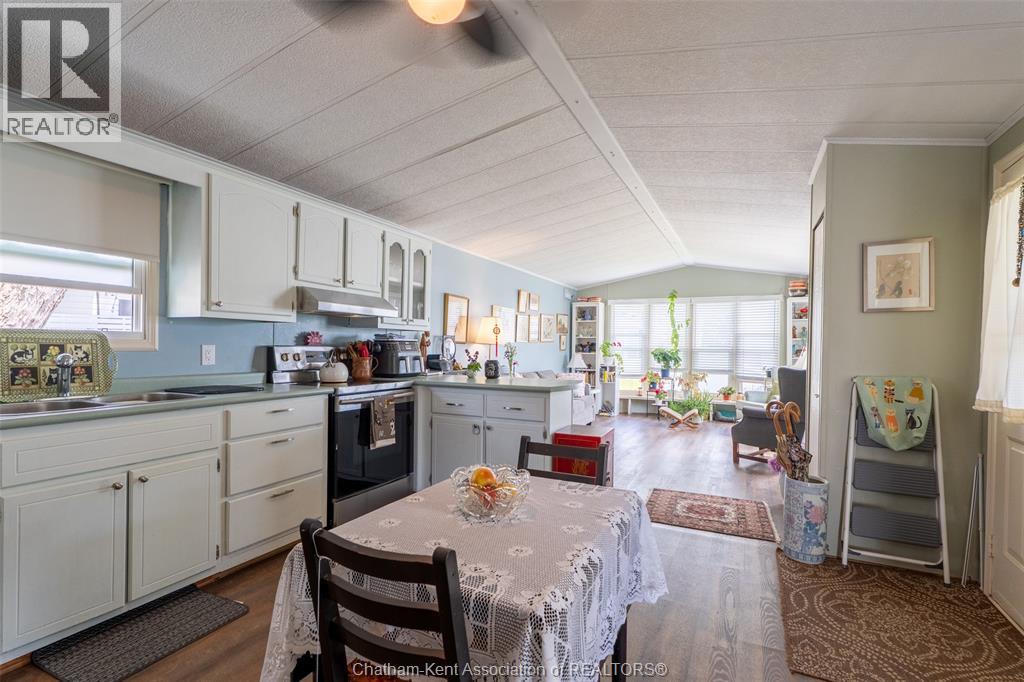 144 Dunkirk Drive Property Photo 10