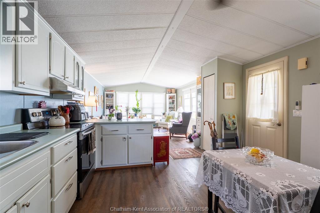 144 Dunkirk Drive Property Photo 14