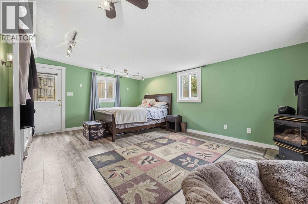 1705 Grace Avenue Property Photo 21