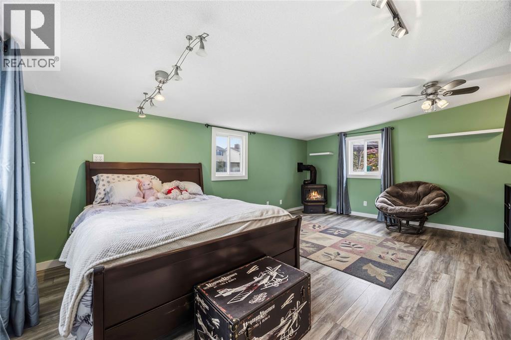 1705 Grace Avenue Property Photo 23