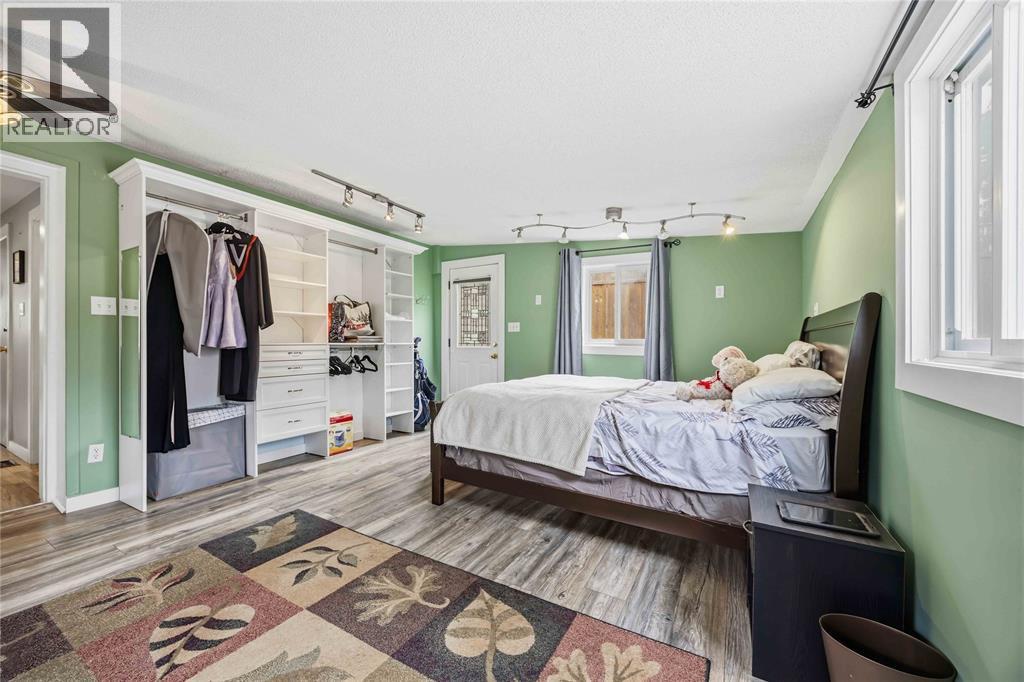 1705 Grace Avenue Property Photo 24
