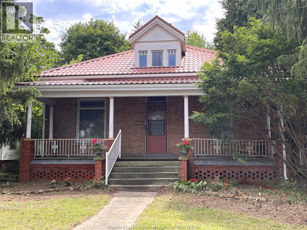 62 Lacroix Street Property Photo 1