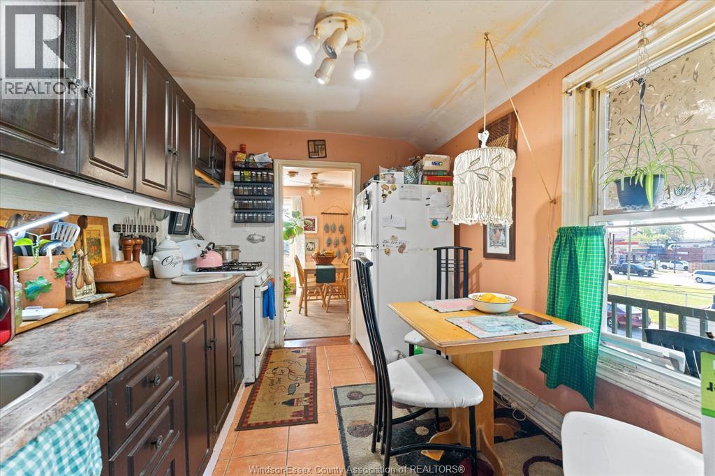 552 Parent Property Photo 19