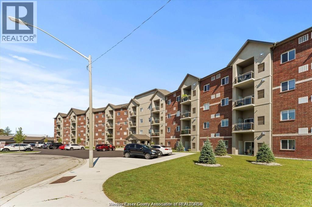 1888 WESTVIEW PARK BOULEVARD Unit# 409 Property Photo 1