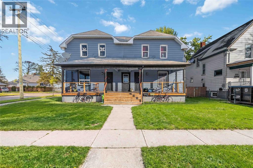 218-220 Mitton STREET South