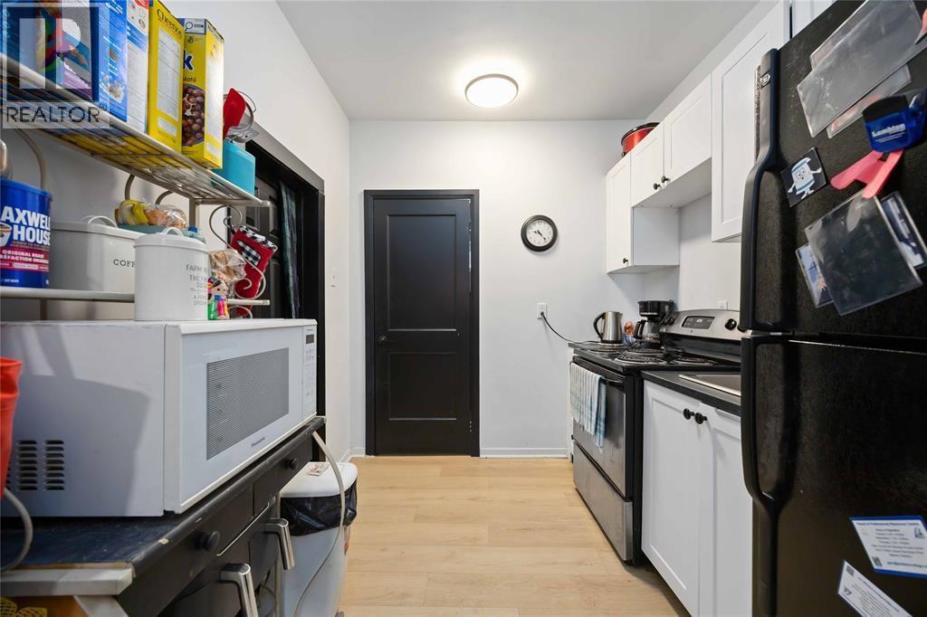 218-220 Mitton Street South Property Photo 5