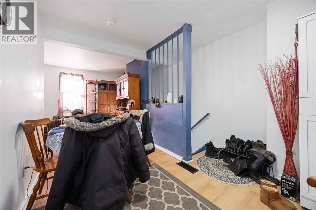 218-220 Mitton Street South Property Photo 23