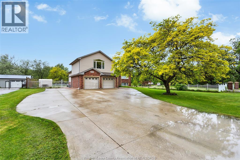 303 Gosfield Townline West Property Photo 2