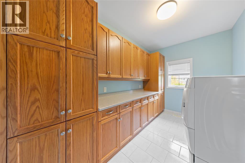 3633 Egremont Road Property Photo 15