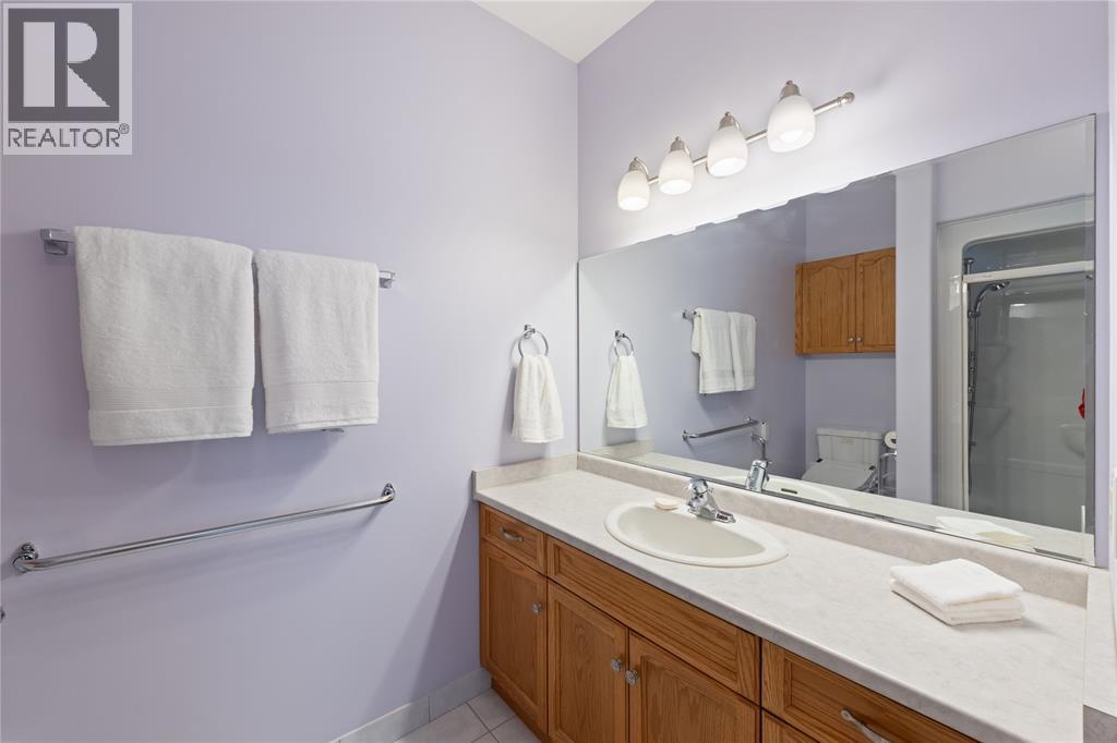 3633 Egremont Road Property Photo 20