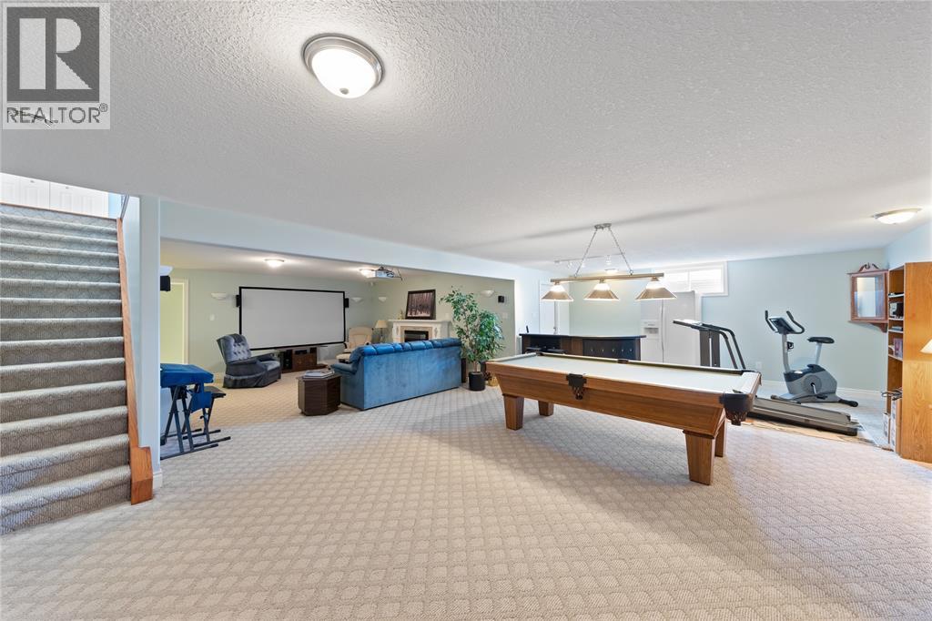 3633 Egremont Road Property Photo 25