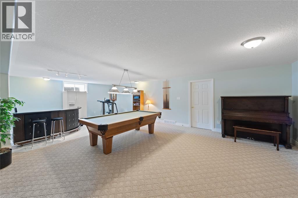 3633 Egremont Road Property Photo 28