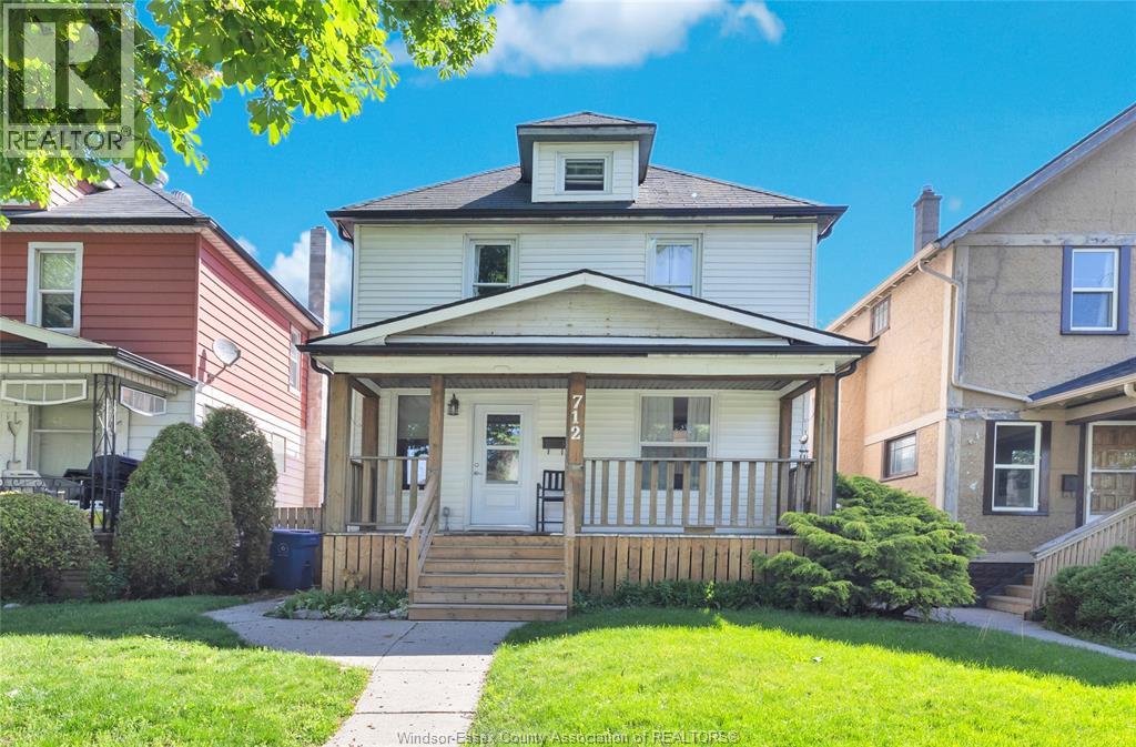 712 GLADSTONE