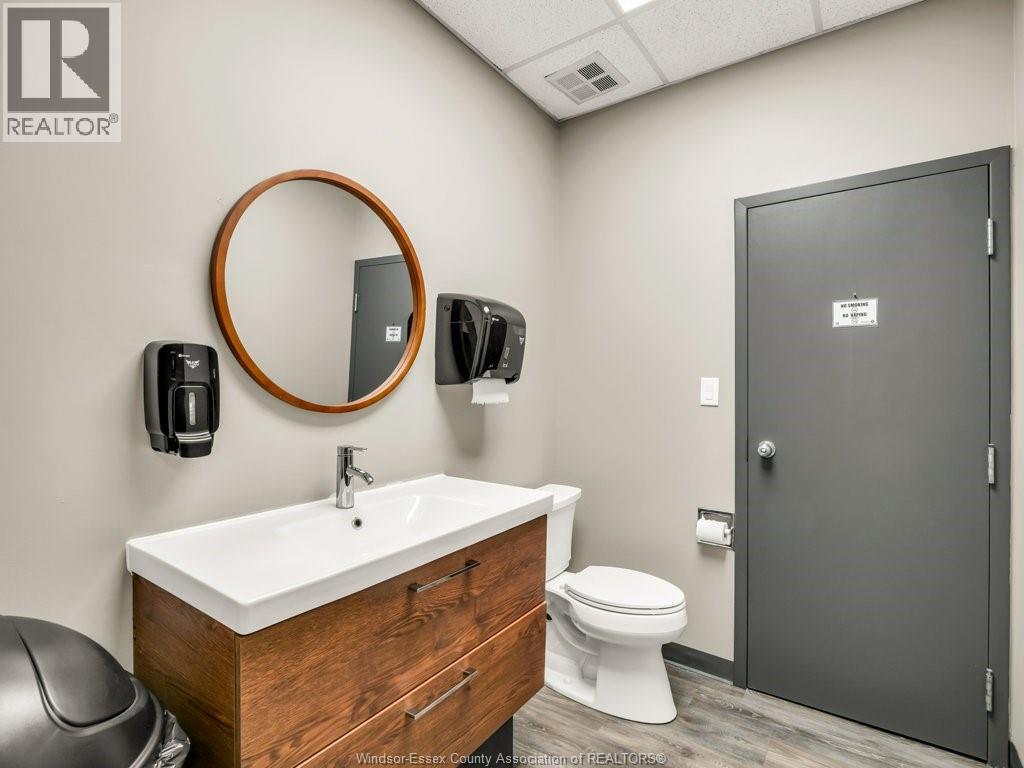 2516 Binder Crescent Property Photo 14