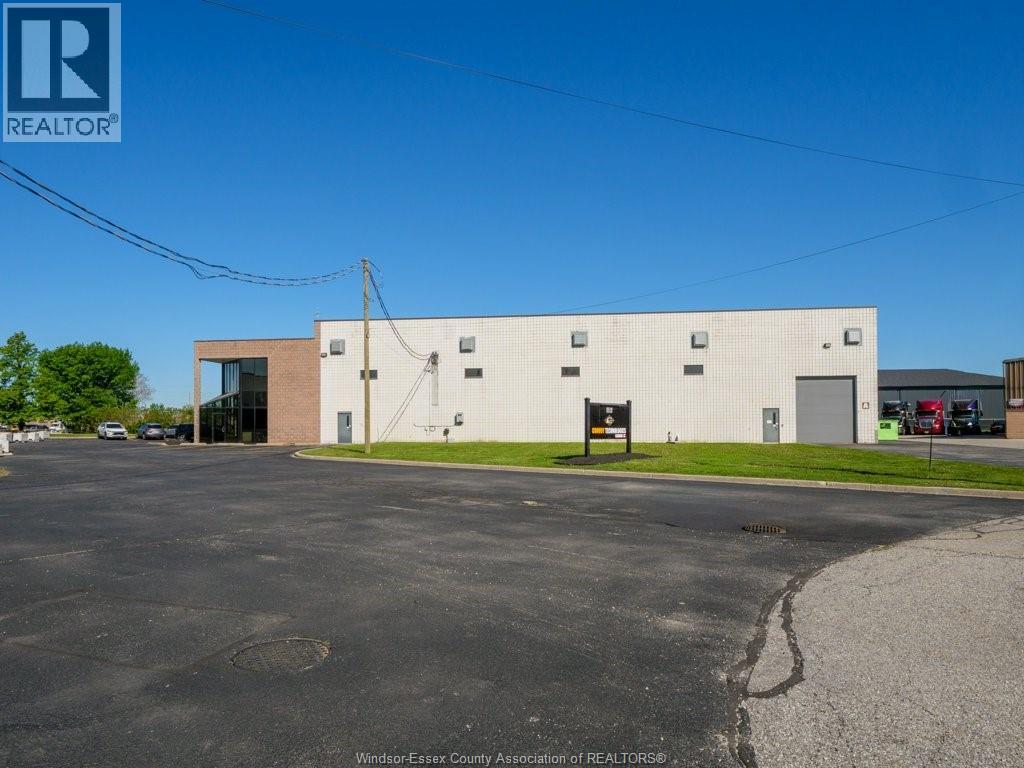 2516 Binder Crescent Property Photo 40