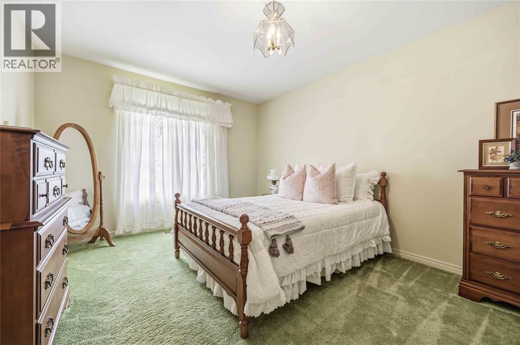 632 Esser Crescent Property Photo 29
