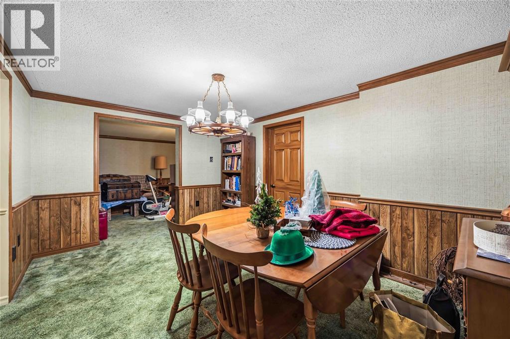 632 Esser Crescent Property Photo 34