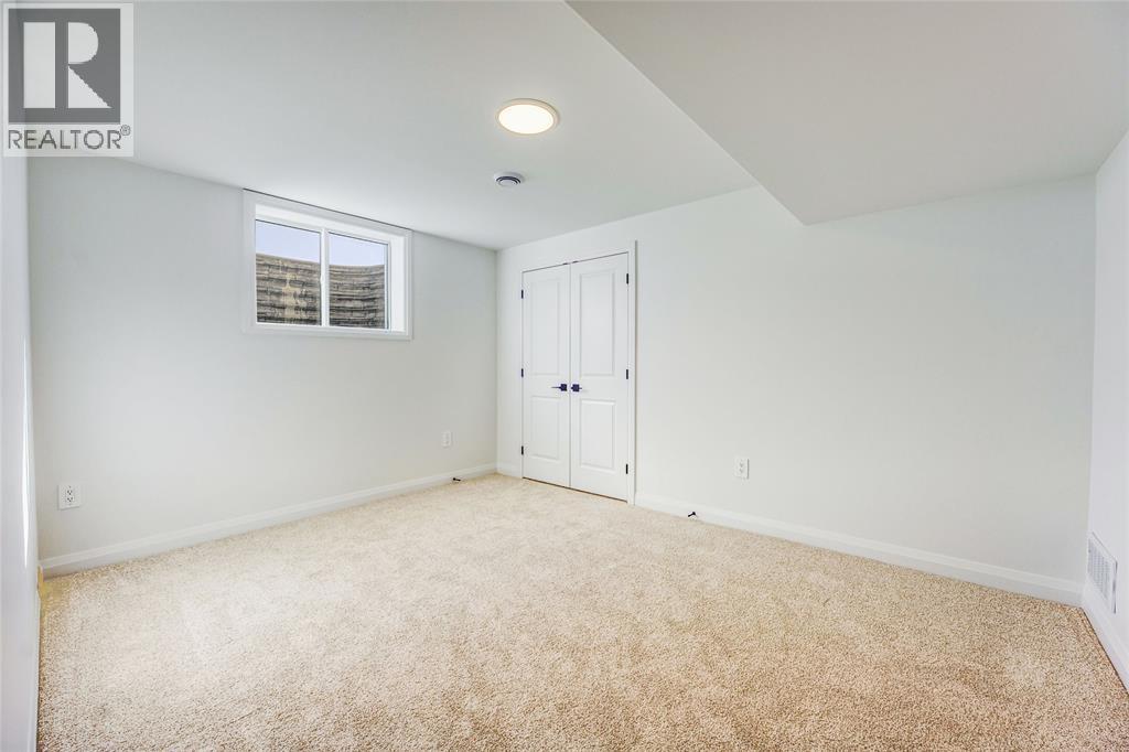 3583 Paul Crescent Property Photo 30