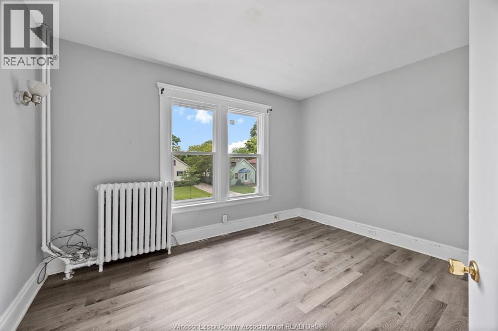 374 Campbell Property Photo 9