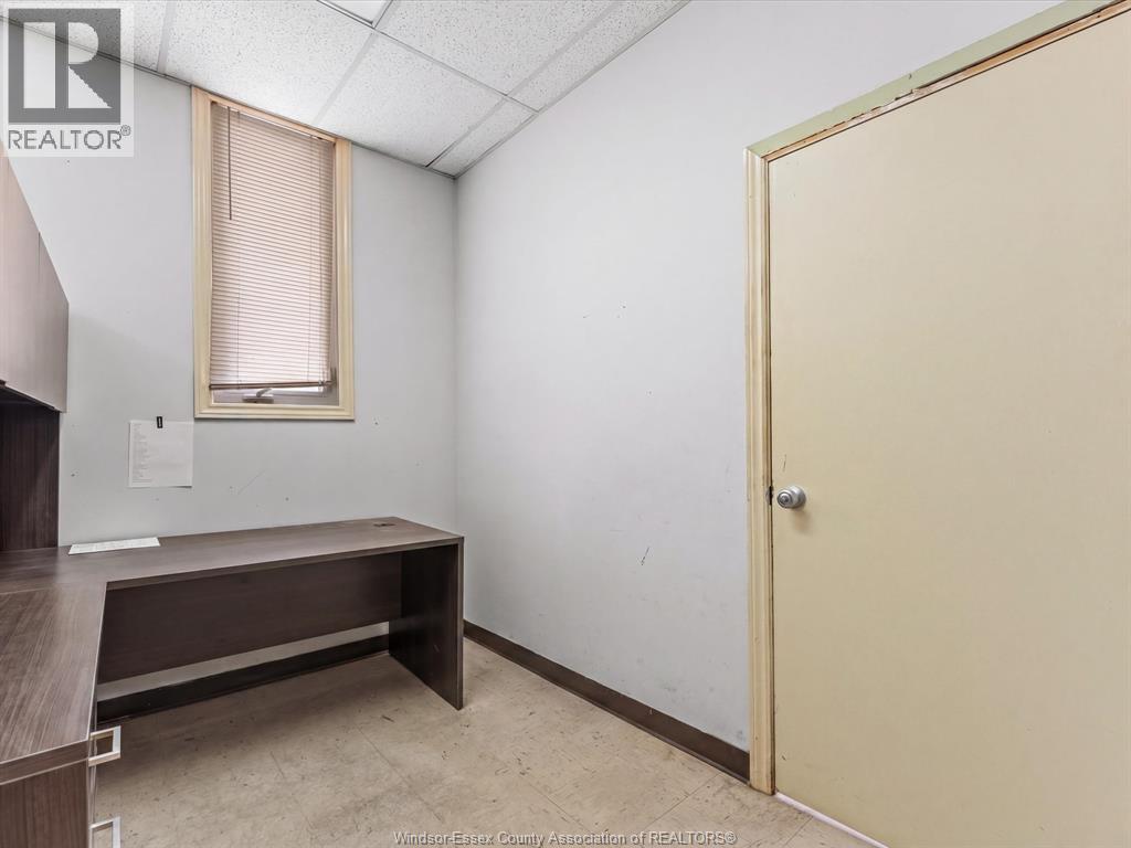 1801 South Cameron Boulevard Property Photo 12