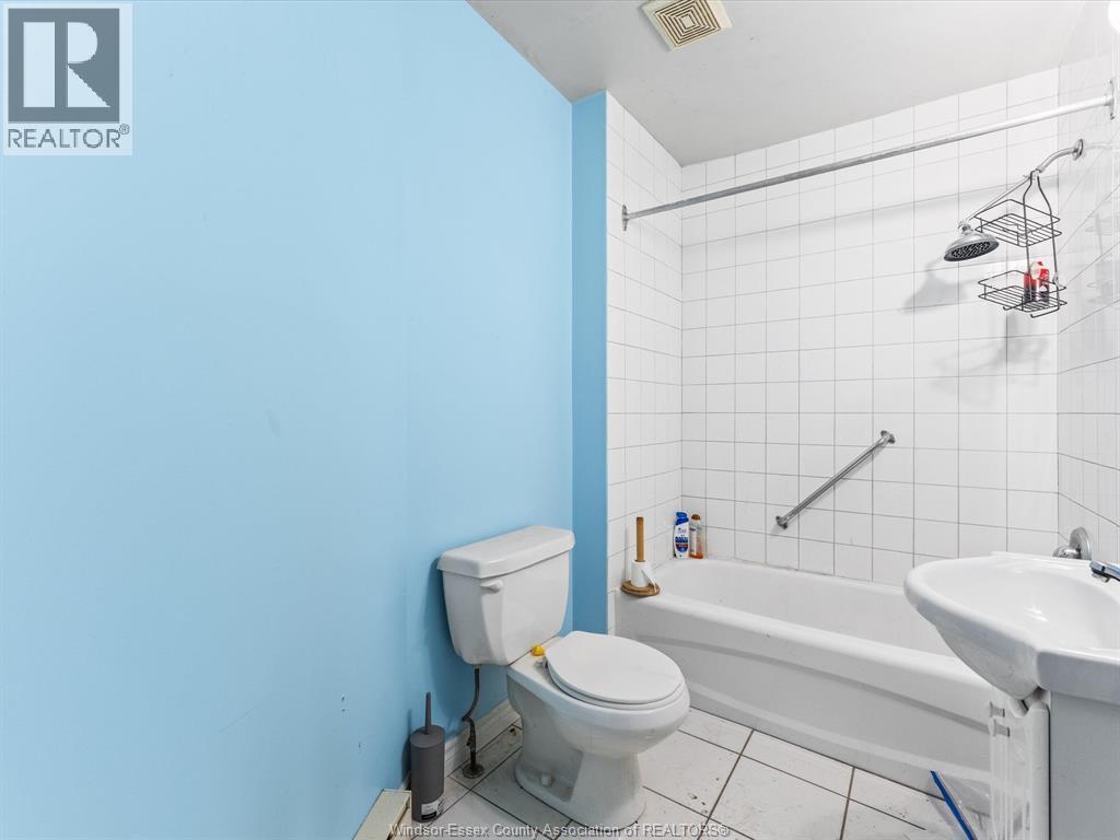 1801 South Cameron Boulevard Property Photo 33