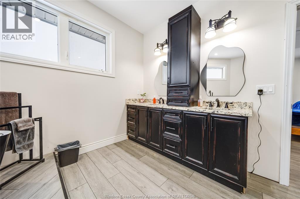 856 Talbot Property Photo 36