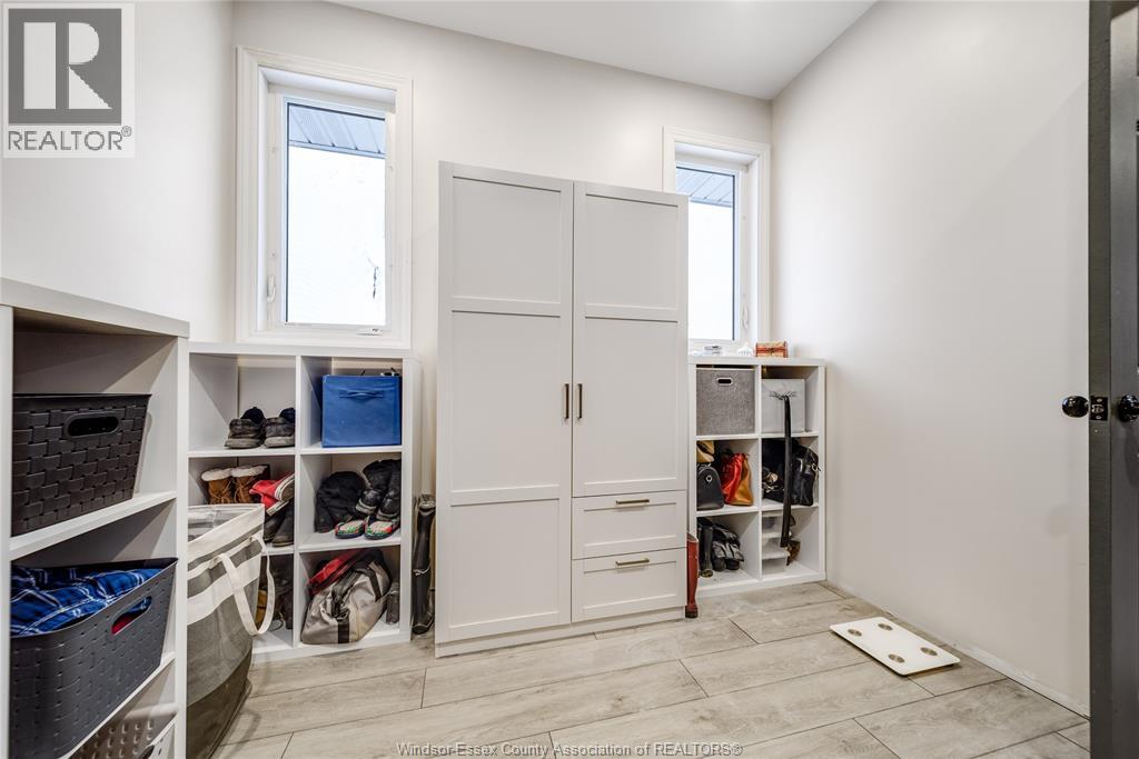856 Talbot Property Photo 40