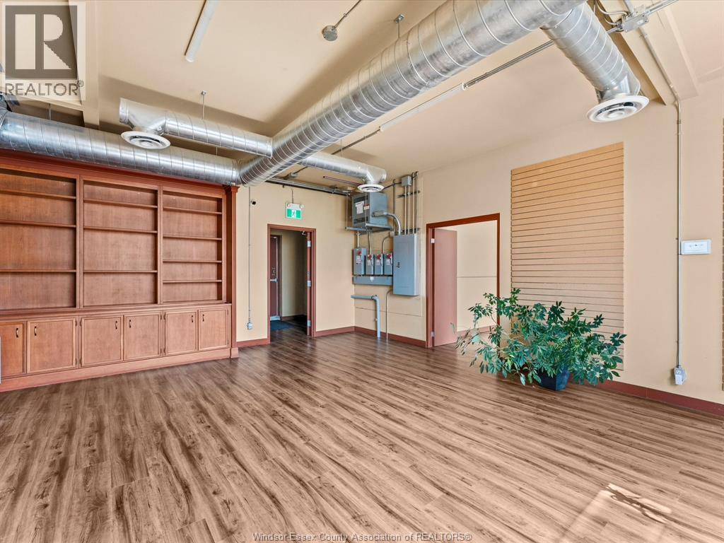 400 Erie Street East Unit# 1 Property Photo 14