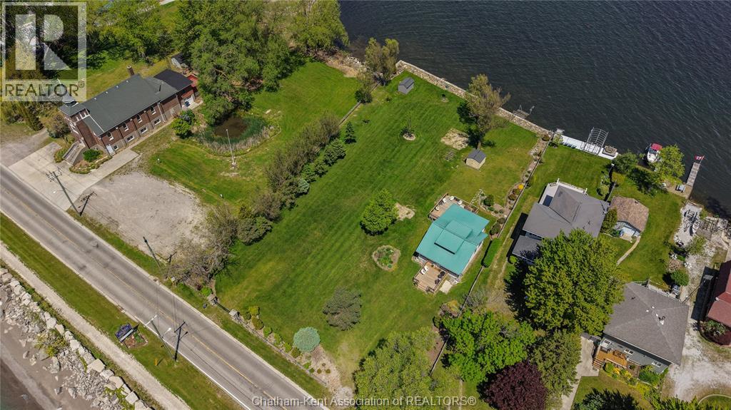100 Ross Lane Property Photo 5