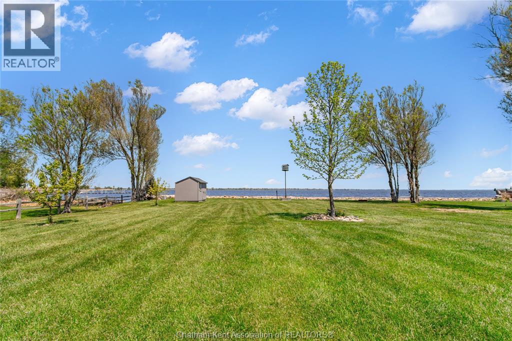 100 Ross Lane Property Photo 11