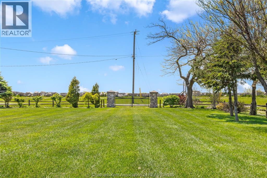 100 Ross Lane Property Photo 16
