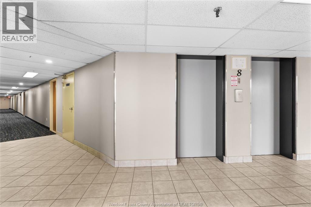 150 Park Unit# 802 Property Photo 8