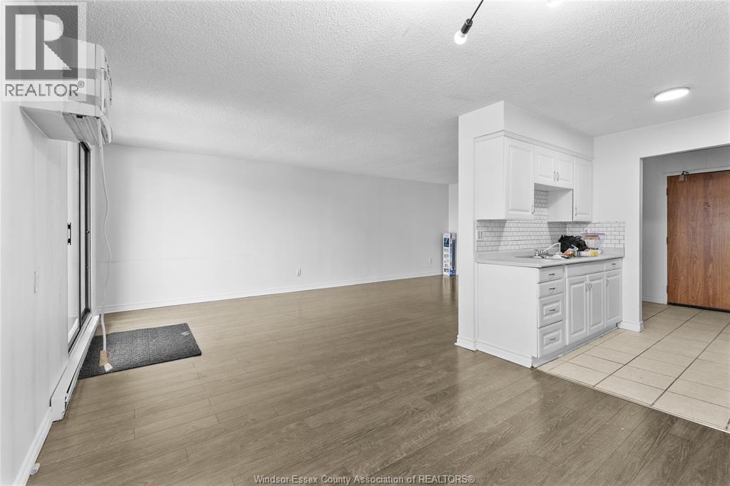 150 Park Unit# 802 Property Photo 11