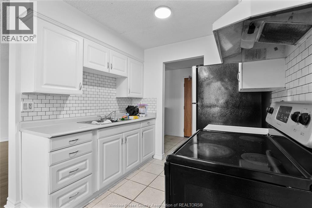 150 Park Unit# 802 Property Photo 14