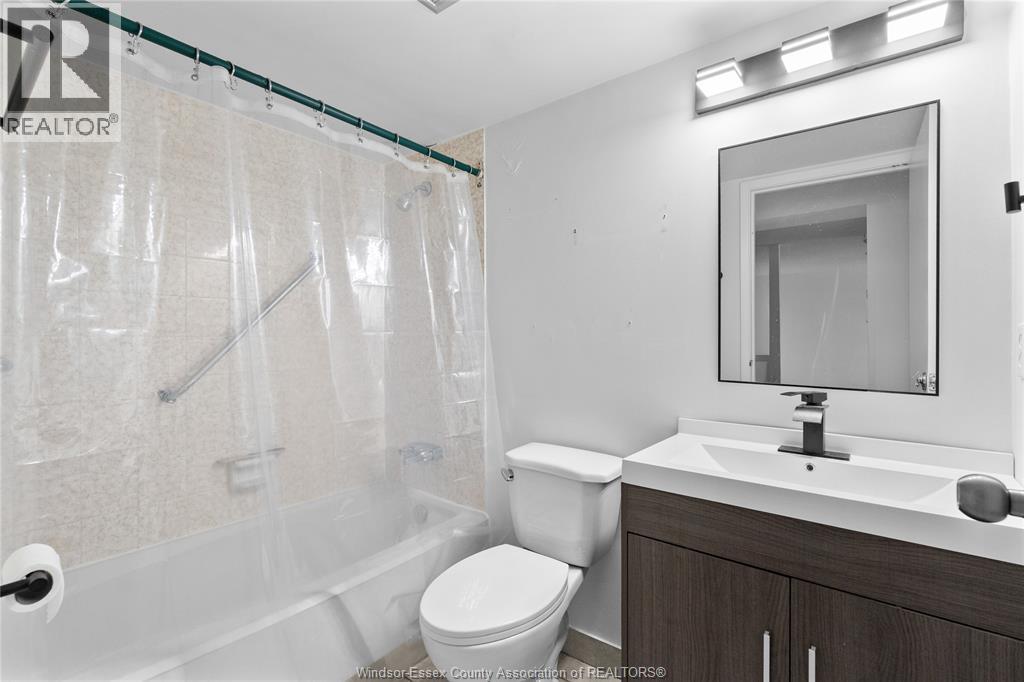 150 Park Unit# 802 Property Photo 15