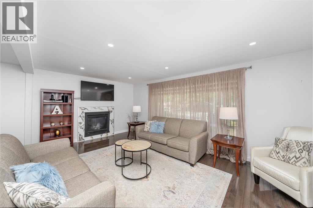 893 Cathcart Boulevard Property Photo 7