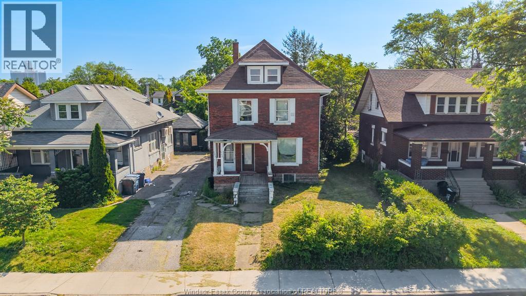 540 CAMPBELL AVENUE Property Photo 1